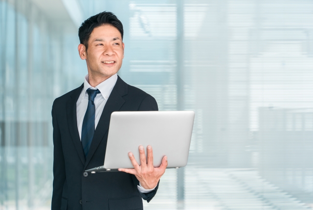 IT未経験・第二新卒から20代でプロジェクトリーダーをめざすには？必要なスキルとキャリアステップ